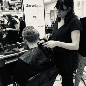 pratique-eleve-modeles-stage-barber-messieurs-nac44